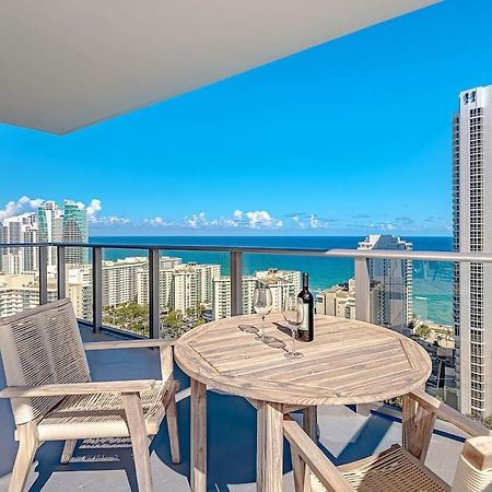 Wrap Around Balcony - Insane Views - Amazing Pools Apartment Hollywood Exterior foto